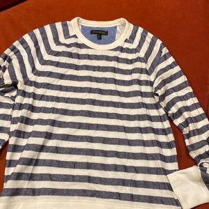 Banana 🍌 Republic NWOT sweatshirt white with blue stripes size S